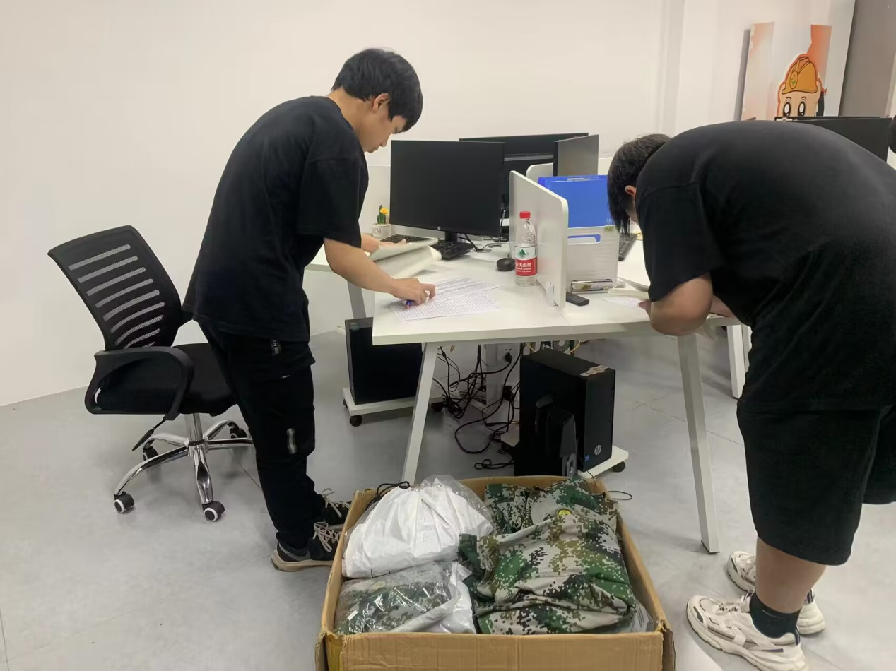 OD（中国）一站式服务平台学子捐赠军训服