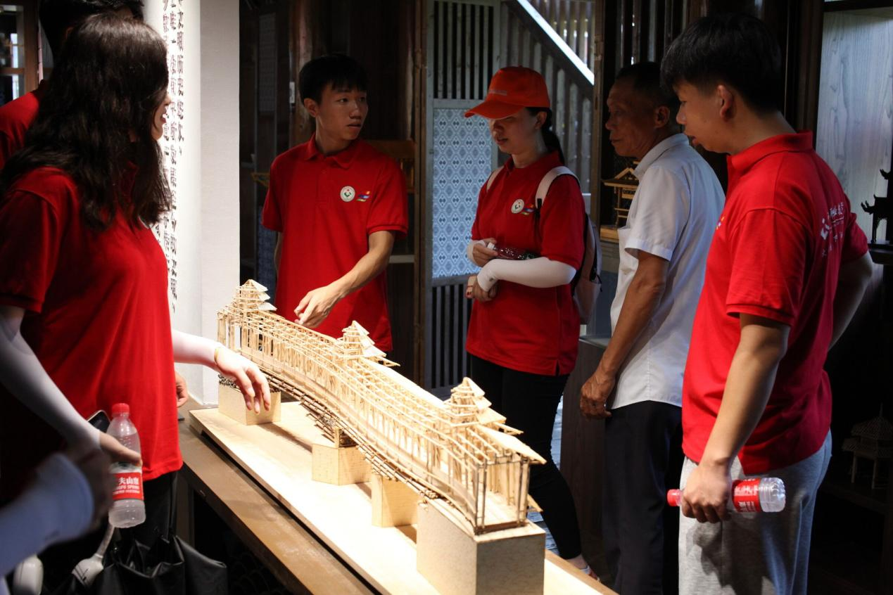 杨求师大师向实践团介绍od平台官方官网模型